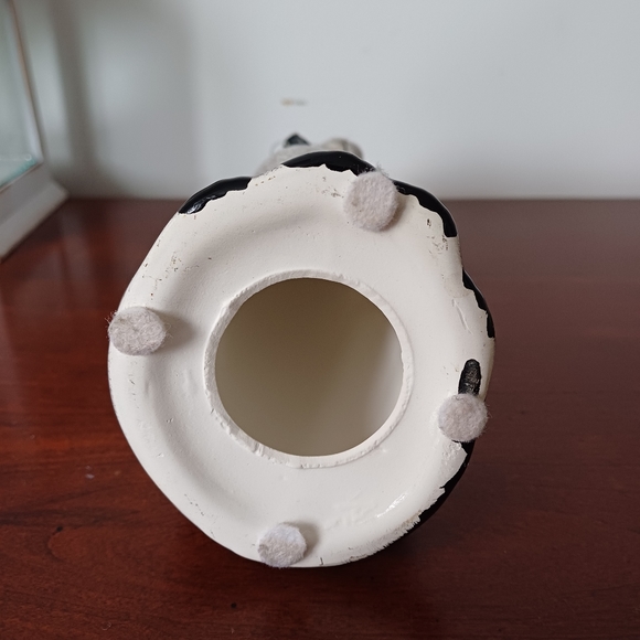 Ceramic Grey and Black Cat with Bow Tie Figurine 9.5" - Picture 8 of 8